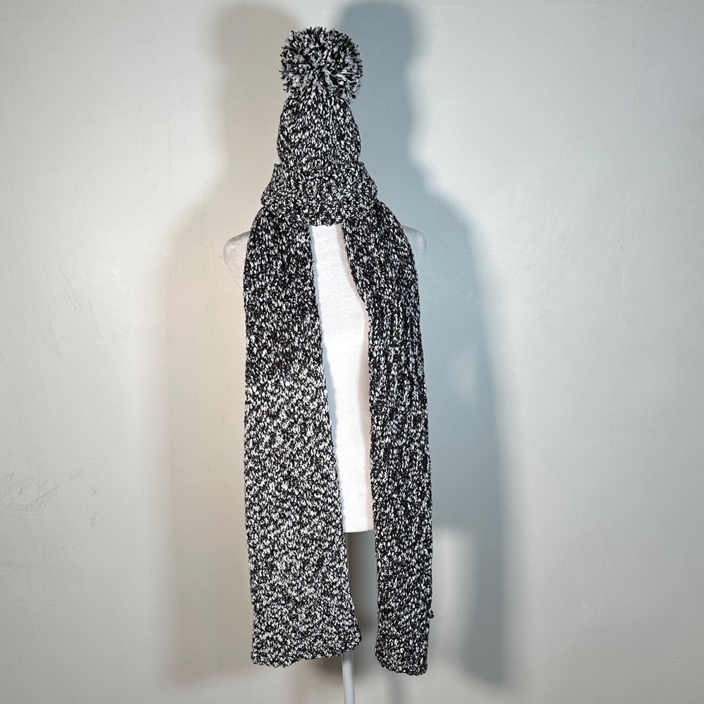 Calvin Klein Black and White Knit Scarf with Hat Pom Pom Set Of 2
